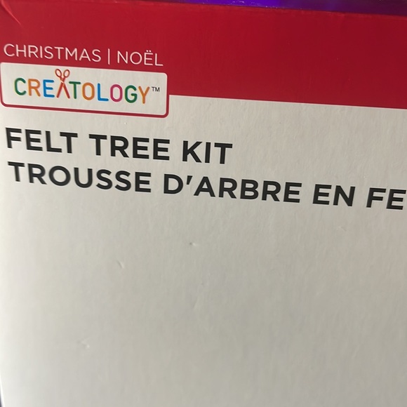 Creatology felt Christmas tree craft kit - Picture 9 of 12